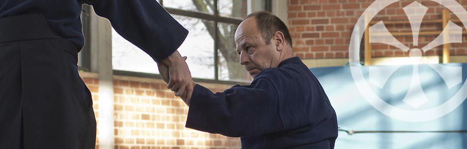 Wurftechnik (uraotoshi) - Ryūsuikai Aikibudō